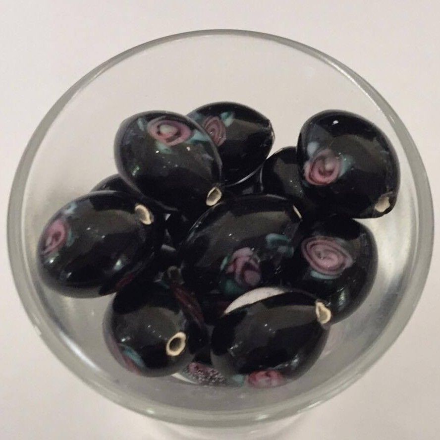 Czech Rose Oval - Black 14x10mm