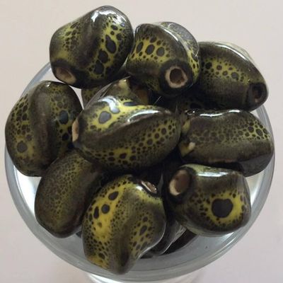 Chinese Porcelain Twist - Yellow &amp; Olive 16x9mm