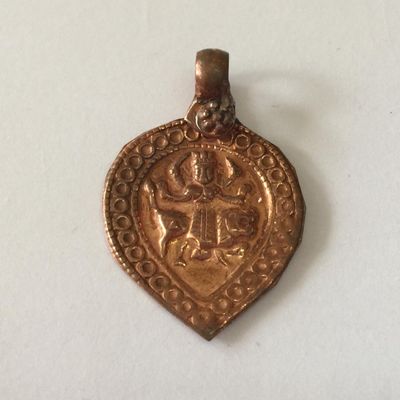 Bhumiya Raj Fan Teardrop Amulet - Copper 20x18mm
