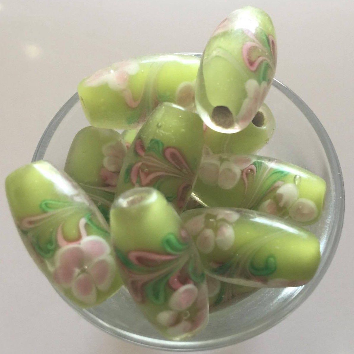 Chinese Floral Lampwork Oval - Lime 20mm