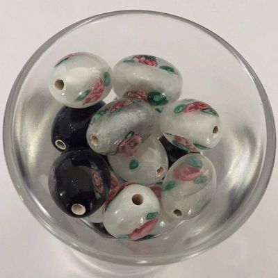 Czech Rose Oval - B&amp;W Mix 14x10mm