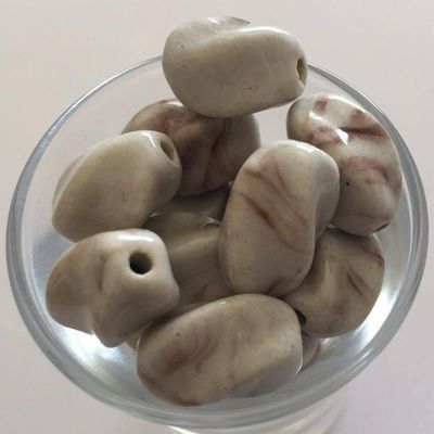 Chinese Porcelain Twist - Beige 16x9mm