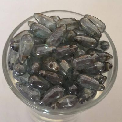 Tear Drop - Green Lustre 10x5mm