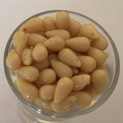 Tear Drop - Opaque Cream 10mm