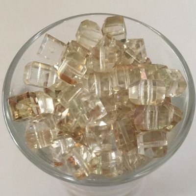 Chinese Faceted Cube - Golden Shadow AB 6mm