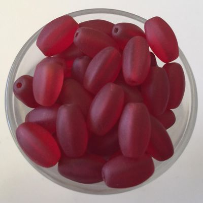 Czech Ridged Oval - Matt Red 11mm