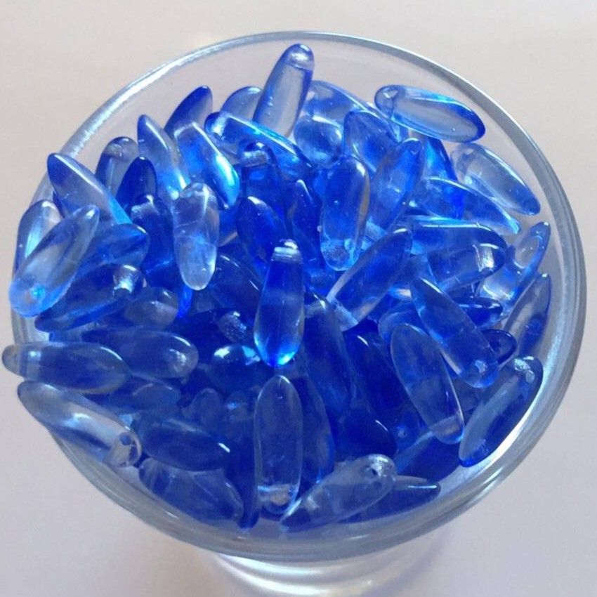 Spear Drop - Light Sapphire 3x11mm