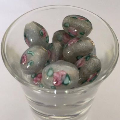 Czech Rose Oval - Light Grey 14x10mm