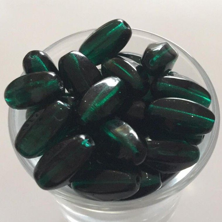 Czech Lantern - Emerald 13mm