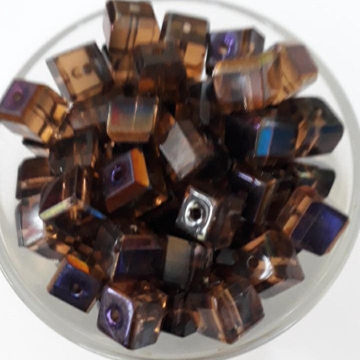 Chinese Faceted Cube - Smoked Zarit 6mm