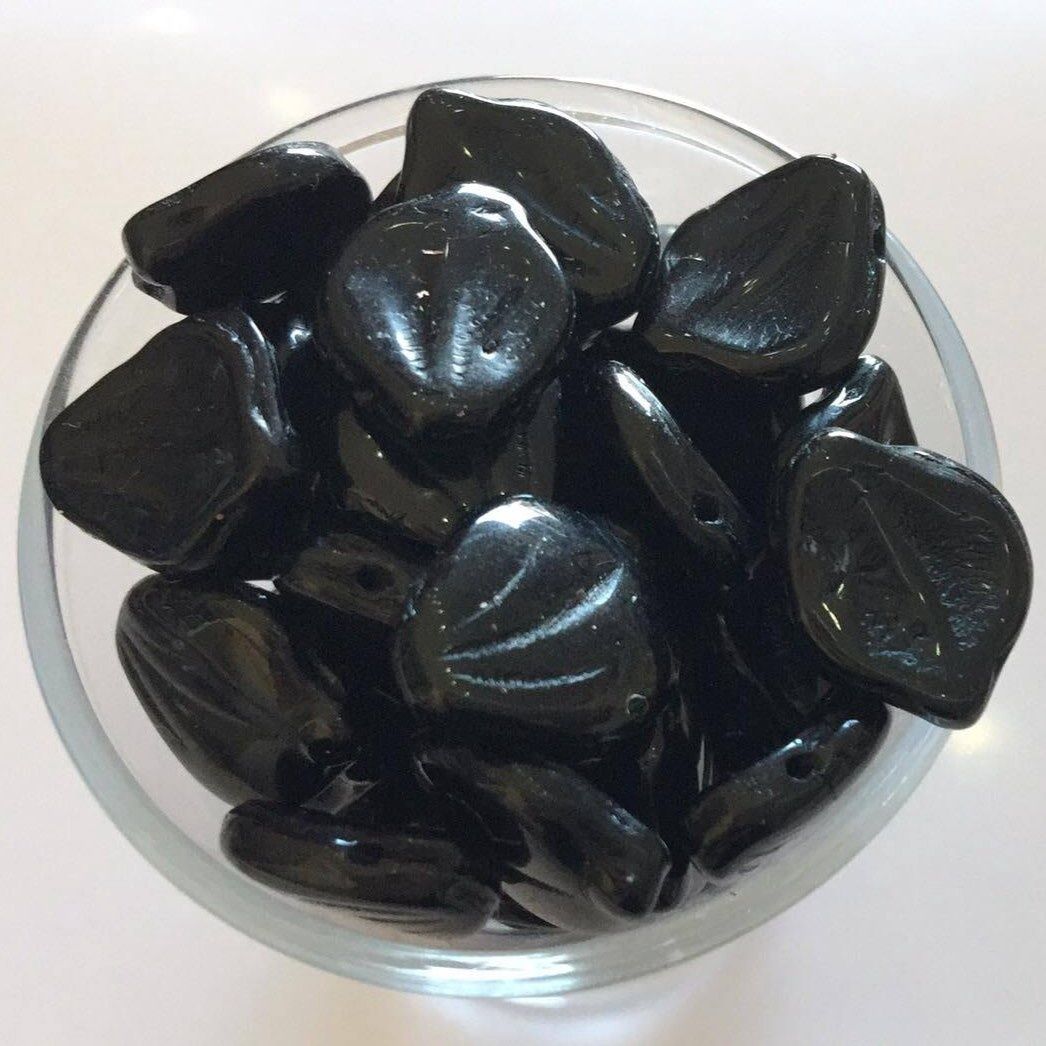 Czech Flat Leaf - Black 14mm