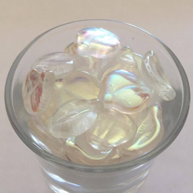 Czech Flat Leaf - Clear AB 14mm