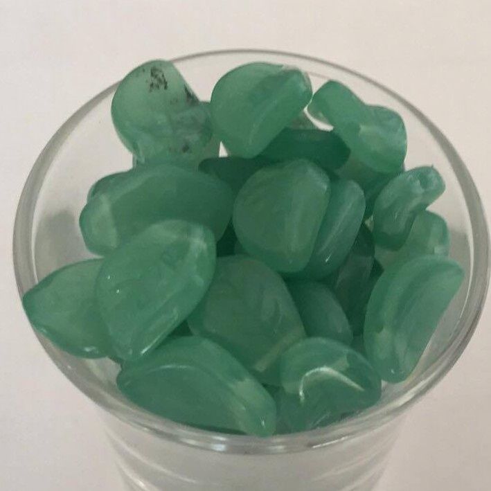Leaf Twist - Mint Opal 15mm