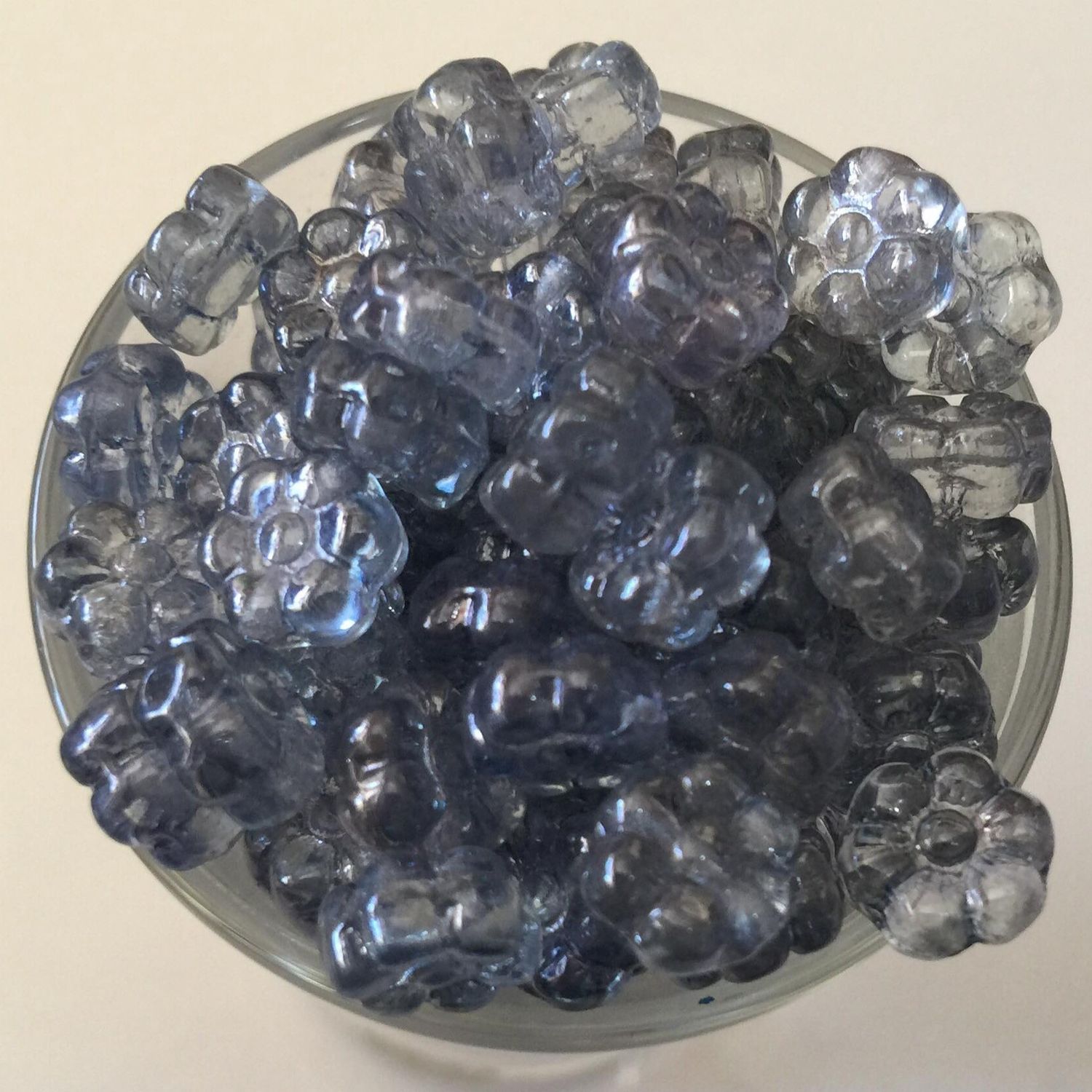 Czech Daisy - Silver-Blue Luster 8mm