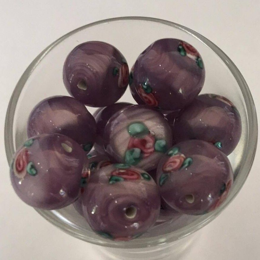 Czech Rose Round - Light Purple 12mm