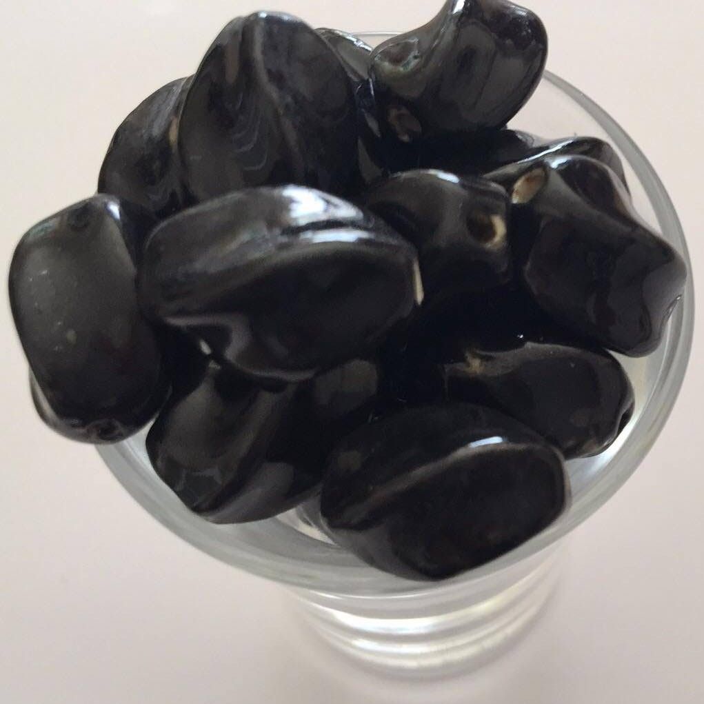 Chinese Porcelain Twist - Black 16x9mm