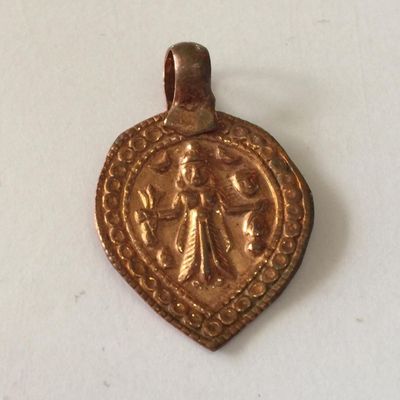 Bheru Fan Teardrop Amulet - Copper 22x20mm