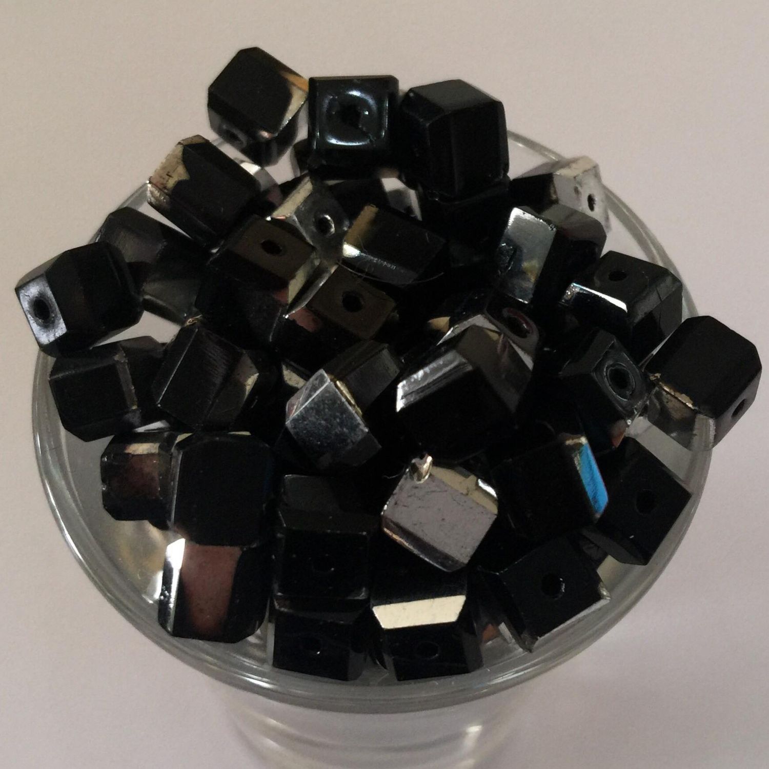 Chinese Faceted Cube - Jet Silver 6mm