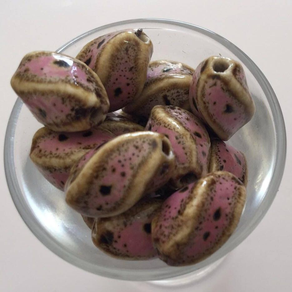 Chinese Porcelain Twist - Pink 16x9mm