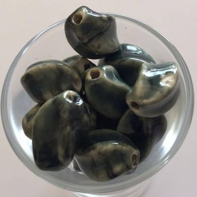 Chinese Porcelain Twist - Dark Green 16x8mm