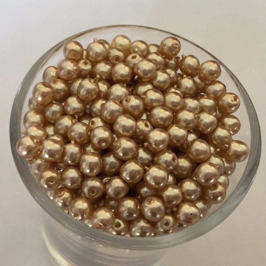 Czech GB Pearl - Light Sand 4mm