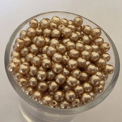 Czech GB Pearl - Light Sand 4mm