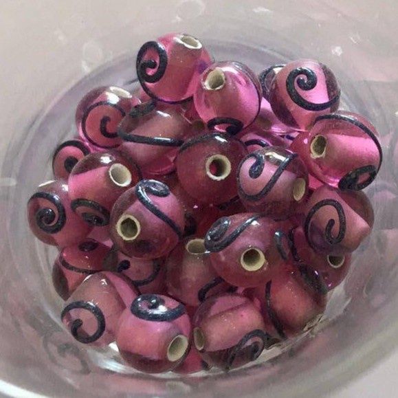 Czech Spiral - Pink &amp; Navy 6mm