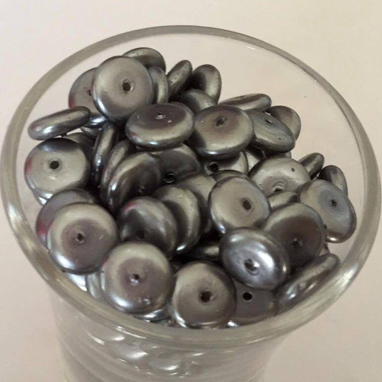 Czech GB Pearl Disc - Gunmetal 8mm