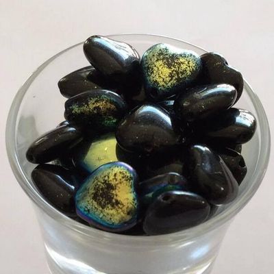 Czech Heart - Black AB 12mm