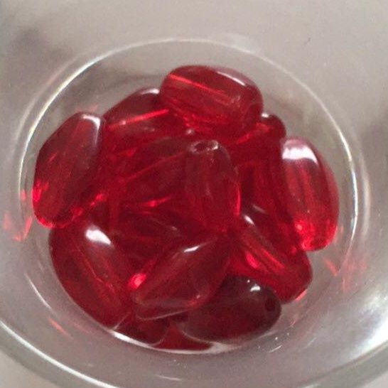 Czech Ridged Oval - Red 11mm