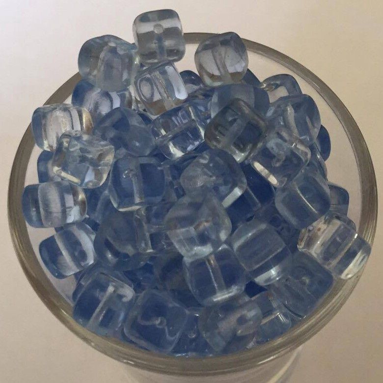 Czech Cube - Light Blue 5x7mm