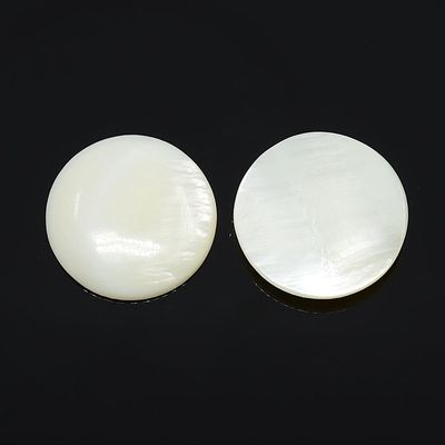 Freshwater Shell Cabochon - White 20mm