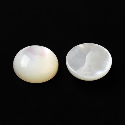 Round Shell Cabochon - White 12mm