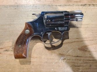 *CONS* S&amp;W MODEL 60 2" 38SPL 5 SHOT REVOLVER, SLV/WOOD