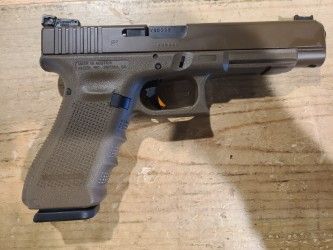 *CONS* GLOCK 34 G4 5.25" 9MM PISTOL, C.B., W/ 2 MAGS, GLOCK CASE/ACCYS