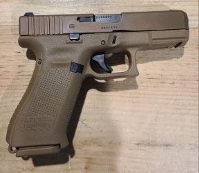 *CONS* GLOCK 19X 4" 9MM PISTOL, CB, W/ 3 MAGS, ORIGINAL CASE/ACCYS