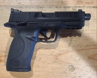 *USED* S&amp;W M&amp;P 22 COMPACT 4" 22LR PISTOL, BLK W/ 3 MAGS, ORIGINAL BOX