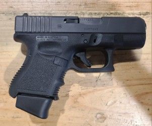 *USED* GLOCK 26 GEN 3 3.25" 9MM PISTOL, BLK, W/ 2 MAGS, GLOCK CASE