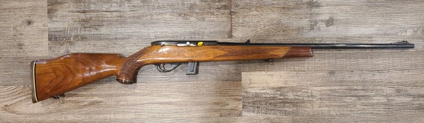 *CONS* WEATHERBY MARK XXII 22" SEMI-AUTO .22LR RIFLE, WOOD/BLK COMES W/ 1 MAG NO BOX