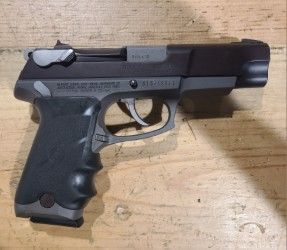 *USED* RUGER P89 4.5" 9MM SEMI-AUTO PISTOL, BLK/GREY, COMES W/  3 MAGS, ORIGINAL CASE