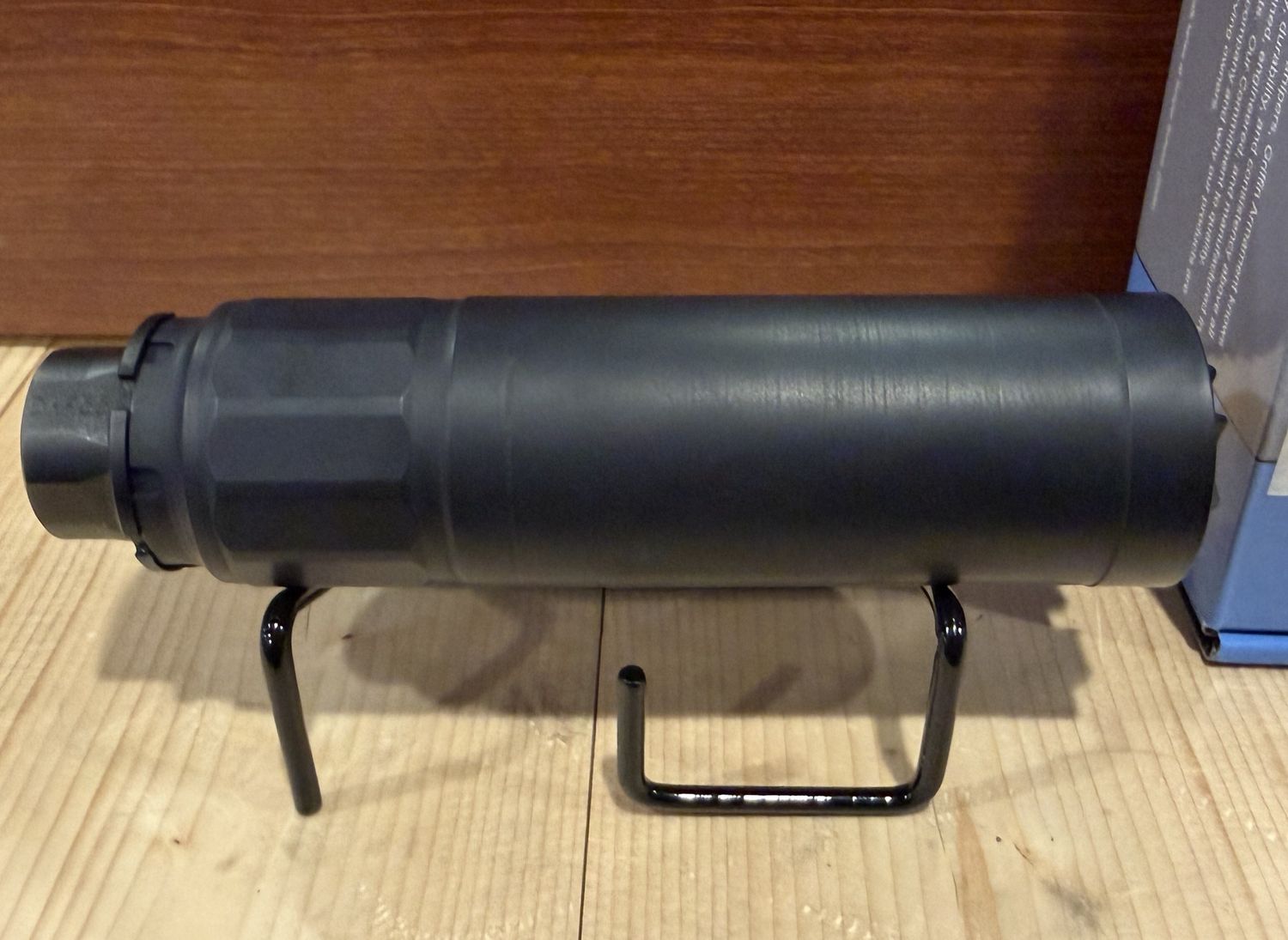 *USED* GRIFFIN ARMAMENT OPTIMUS 6 6MM HUB MOUNT SUPPRESSOR, BLK, COMES ORIGINAL BOX