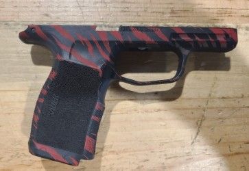 VA CUSTOMS P365XL RED AND BLACK TIGER STRIPE LASER/CERA GRIP MODULE, NMS