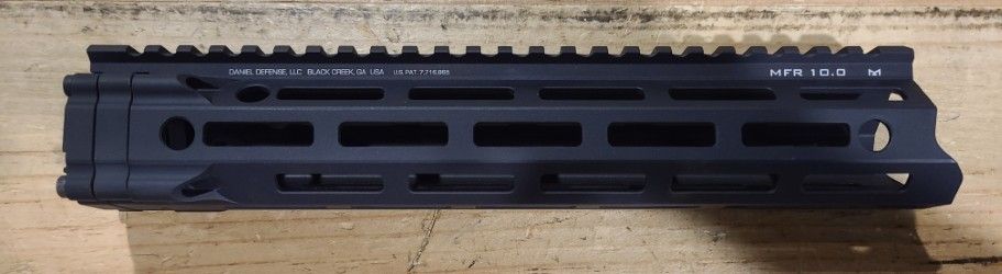 *OPEN BOX* DANIEL DEFENSE MFR 10" HANDGUARD, BLK,  COMES W/ ORIGINAL BOX AND ACCYS