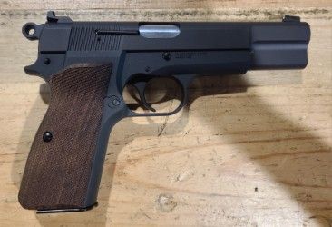 *USED* SPRINGFIELD SA-35 4.75" 9MM SEMI-AUTO PISTOL, WOOD/BLK, COMES W/ 1 MAG, ORIGINAL BOX