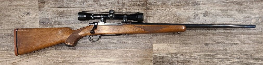 *CONS* RUGER M77 338 WIN MAG BOLT-ACTION RIFLE, WOOD/BLK, COMES W/ BUSHNELL SCOPE, NO BOX