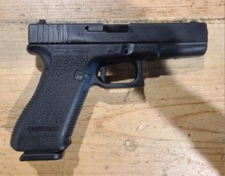 *CONS* GLOCK 17 GEN 2 1989 9MM PISTOL, BLK, COMES W/ 2 MAGS, ORGINAL CASE