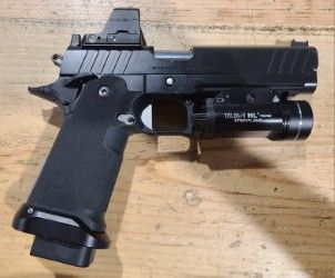 *USED* SPRINGFIELD PRODIGY 9MM PISTOL, BLK, COMES W/ OPTIC, LIGHT, UPGRADED INTERNALS, ORIGINAL CASE, ACCYS