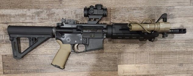 *USED* ANDERSON AM-15 5.56MM RIFLE, BLK/FDE, COMES W/ OPTIC, LIGHT, NO BOX