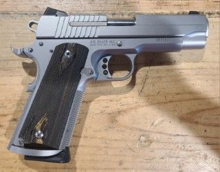 *CONS* SIG SAUER 1911 4.25" 8+1 SEMI-AUTO .45ACP PISTOL, WOOD/STNLS, COMES W/ 2 MAGS, ORIGINAL CASE/ACCYS