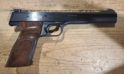 *CONS* SMITH &amp; WESSON MODEL 41 7" 10+1 SEMI-AUTO .22LR PISTOL, WOOD/BLK, COMES W/ 1 MAG, ORIGINAL BOX/ACCYS